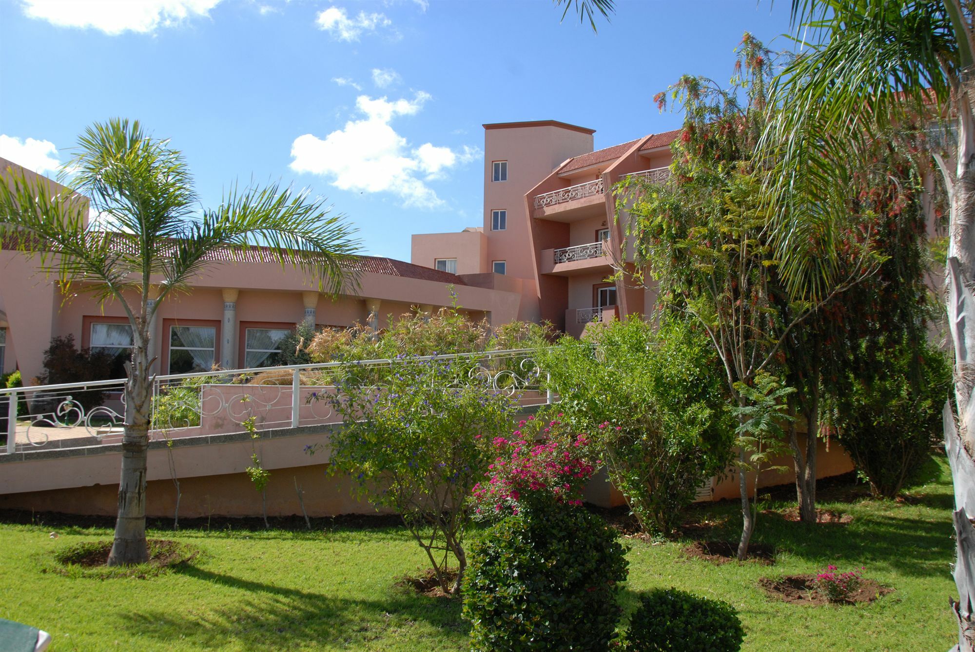 Hotel Menzeh Dalia Meknes Exterior photo